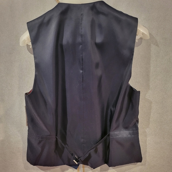 LAMBRETTA Tailored Vest with Notch Lapel - Picture 4 of 8